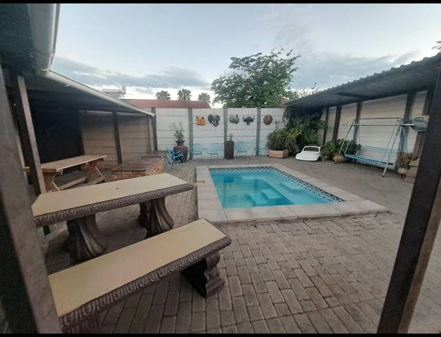4 BEDROOM HOUSE FOR SALE IN VANDERBIJLPARK SE 7